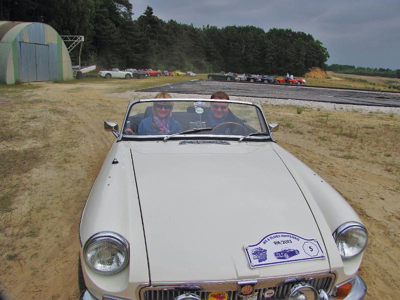 MG & Oldies Happening (118).JPG